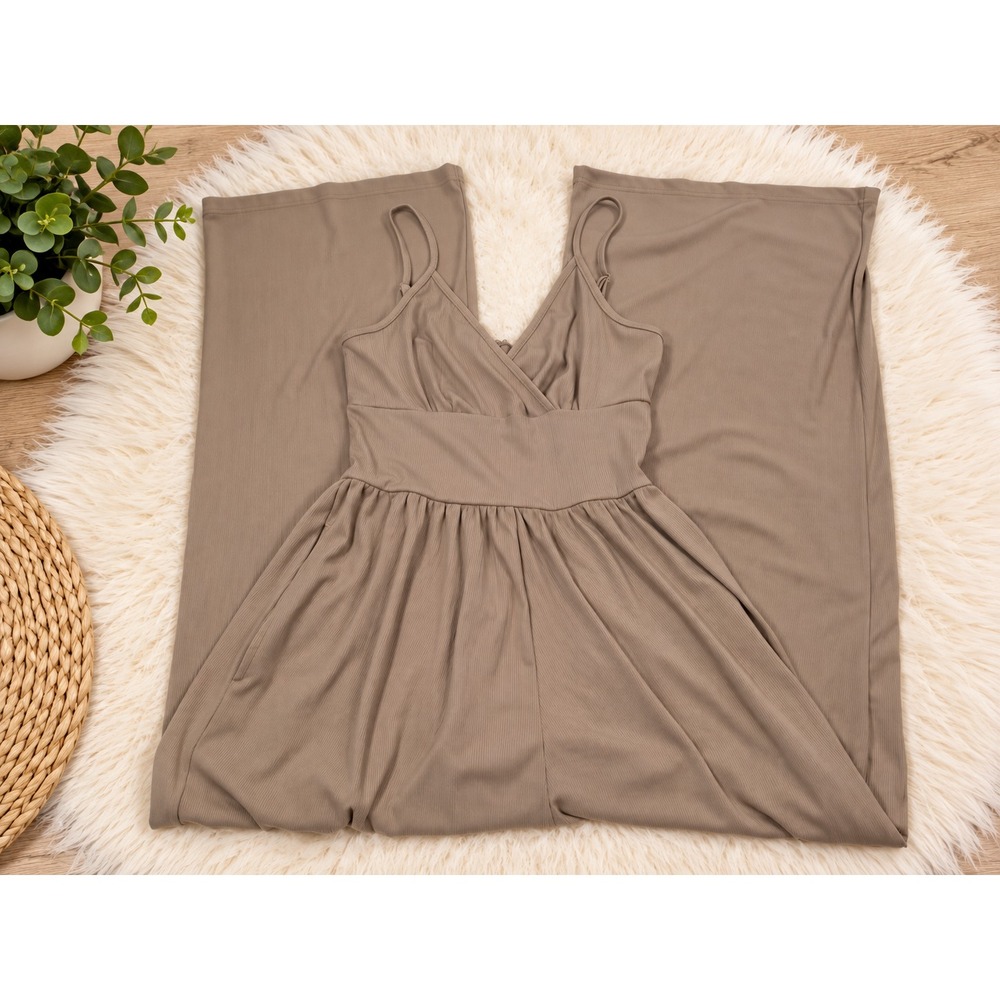 Women's Spaghetti Strap Ribbed Cropped Jumpsuit – Mocha – XS (See Measurements)